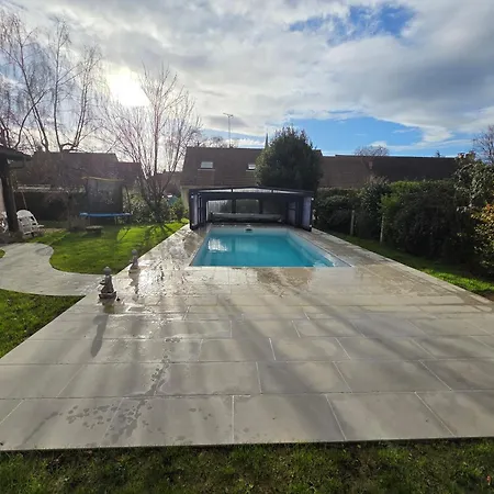 Maison 6 Avec Piscine Proche Cabourg Casa de Férias Petiville (Calvados)