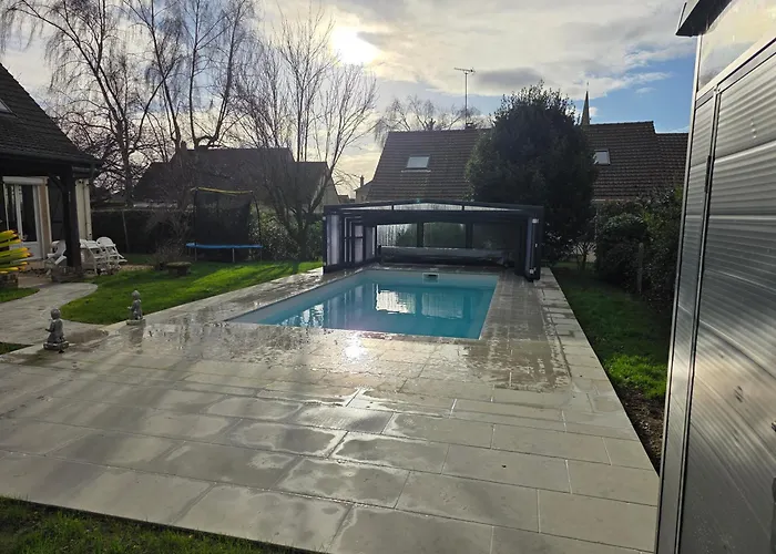 Casa de Férias Maison 6 Avec Piscine Proche Cabourg